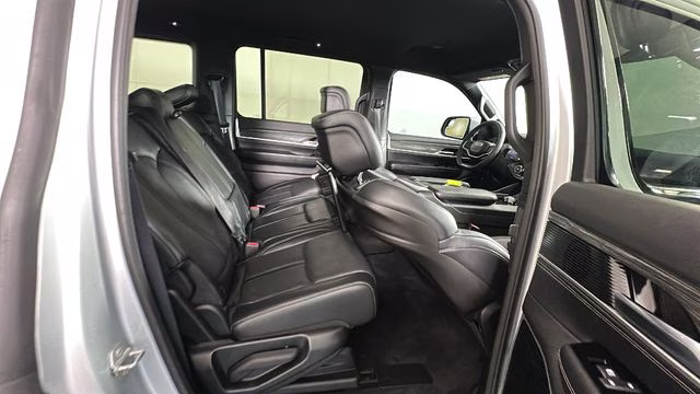 2022 Silver Zynith Jeep Wagoneer Series II RWD SUV