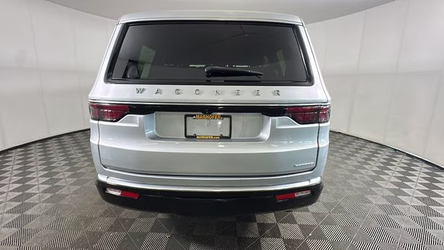 2022 Silver Zynith Jeep Wagoneer Series II RWD SUV