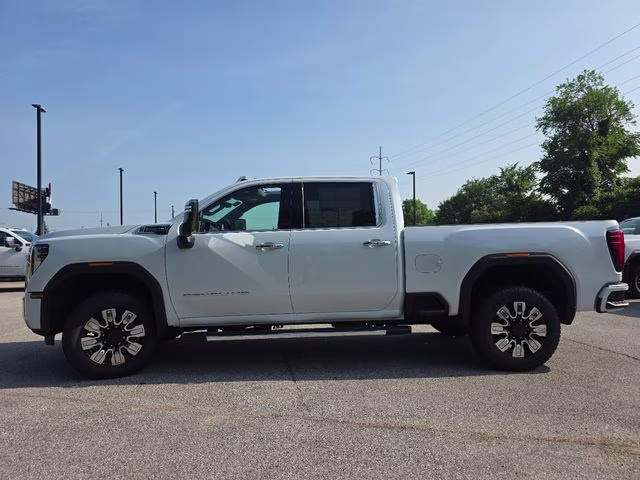 2026 Glacier White Tricoat GMC Sierra 2500HD Denali 4X4 Truck