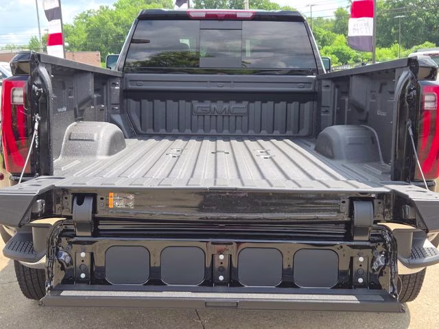 2026 Onyx Black GMC Sierra 3500HD SLT 4X4 Truck