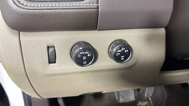 2015 Summit White GMC Canyon SLE1 4X4 Truck