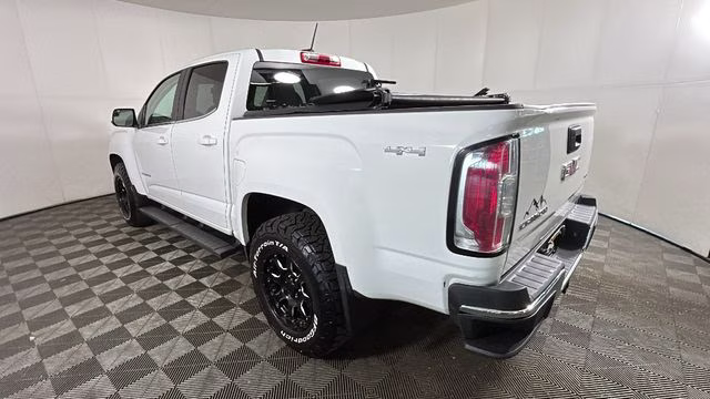 2015 Summit White GMC Canyon SLE1 4X4 Truck