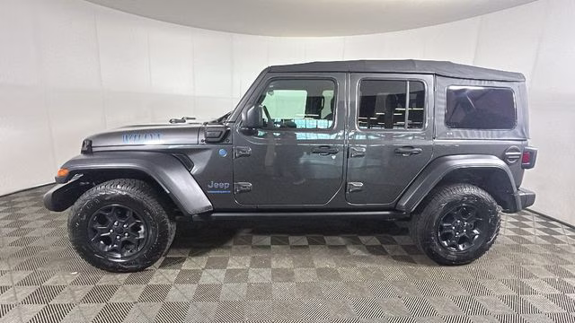 2023 Granite Crystal Metallic Clearcoat Jeep Wrangler Base 4xe 4X4 SUV