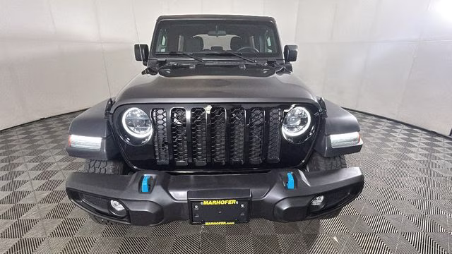 2023 Granite Crystal Metallic Clearcoat Jeep Wrangler Base 4xe 4X4 SUV