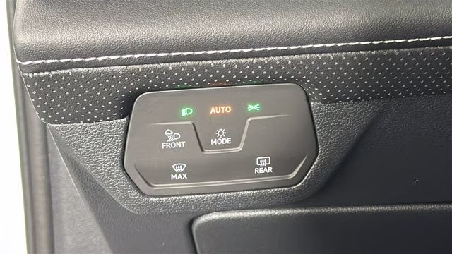 2024 Pure White Volkswagen Atlas 2.0T SE AWD SUV
