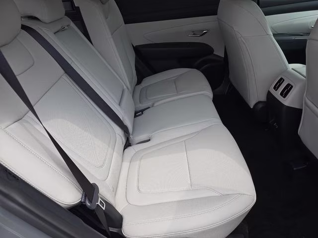 2026 Hampton Gray Hyundai Tucson SEL Plus AWD SUV