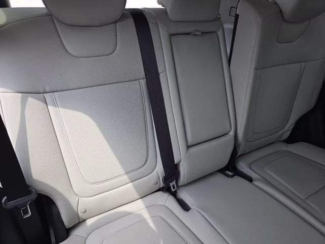 2026 Hampton Gray Hyundai Tucson SEL Plus AWD SUV