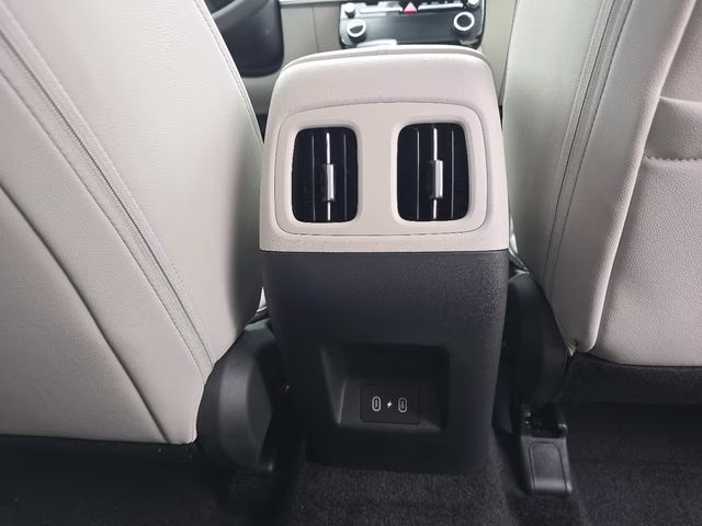 2026 Hampton Gray Hyundai Tucson SEL Plus AWD SUV