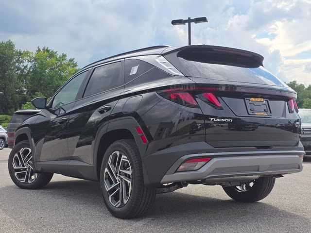 2026 Phantom Black Hyundai Tucson SEL Plus AWD SUV