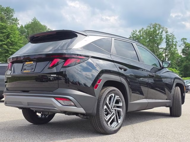 2026 Phantom Black Hyundai Tucson SEL Plus AWD SUV