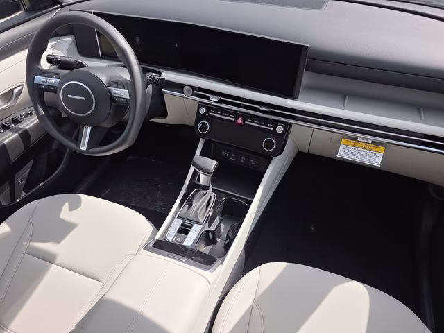 2026 Phantom Black Hyundai Tucson SEL Plus AWD SUV