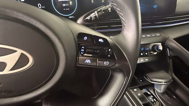 2025 Amazon Gray Hyundai Elantra Hybrid SEL Sport FWD Sedan