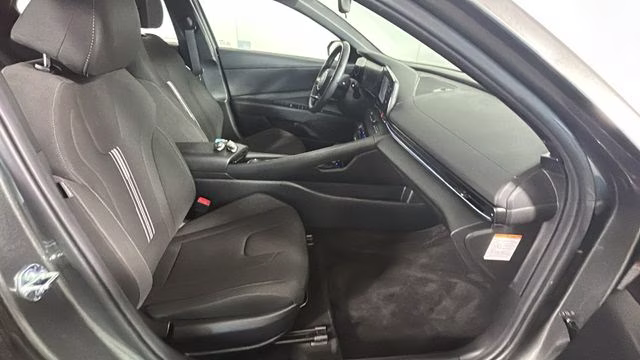 2025 Amazon Gray Hyundai Elantra Hybrid SEL Sport FWD Sedan