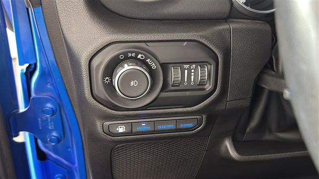 2022 Hydro Blue Pearl Coat Jeep Wrangler Unlimited Rubicon 4xe 4X4 SUV
