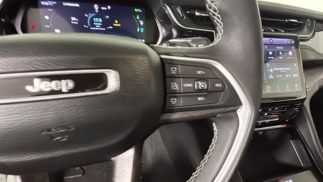 2023 Bright White Clearcoat Jeep Grand Cherokee 4xe 4X4 SUV