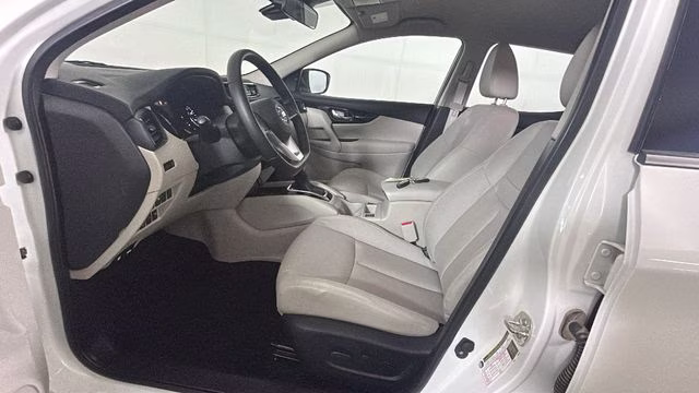 2022 Pearl White Tricoat Nissan Rogue Sport SL AWD SUV