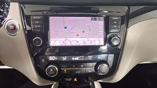 2022 Pearl White Tricoat Nissan Rogue Sport SL AWD SUV