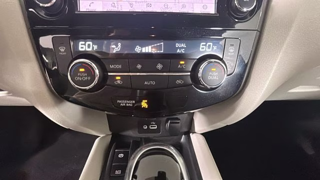 2022 Pearl White Tricoat Nissan Rogue Sport SL AWD SUV