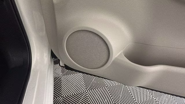 2022 Pearl White Tricoat Nissan Rogue Sport SL AWD SUV