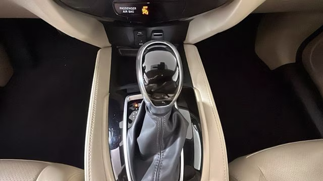 2017 Palatial Ruby Nissan Rogue SL AWD SUV