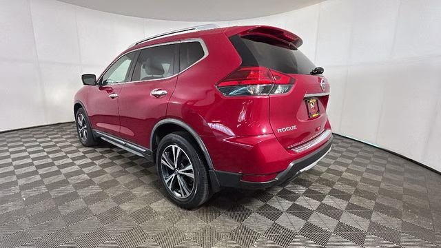 2017 Palatial Ruby Nissan Rogue SL AWD SUV