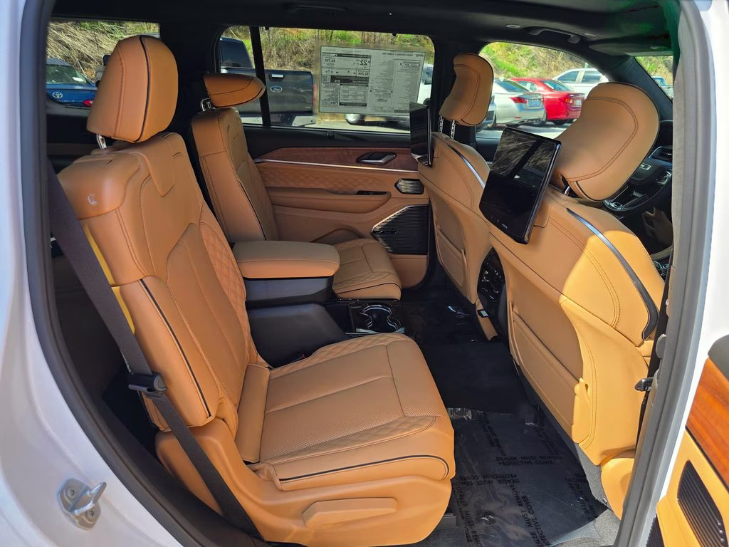 2026 Bright White Clearcoat Jeep Grand Cherokee L Summit 4X4 SUV