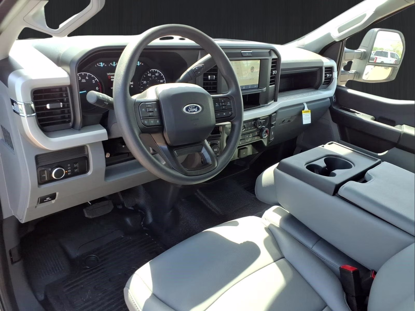 2026 Oxford White Ford Super Duty F-250 SRW XL 4X4 Truck