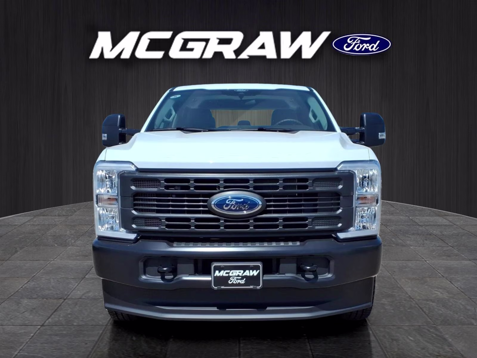 2026 Oxford White Ford Super Duty F-250 SRW XL 4X4 Truck