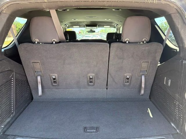 2022 Summit White GMC Yukon SLE 4X4 SUV