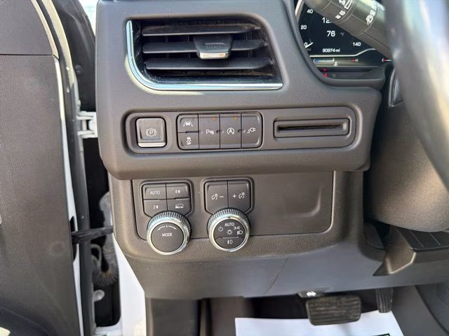 2022 Summit White GMC Yukon SLE 4X4 SUV