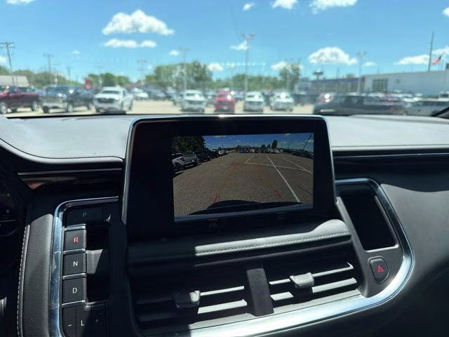 2022 Summit White GMC Yukon SLE 4X4 SUV