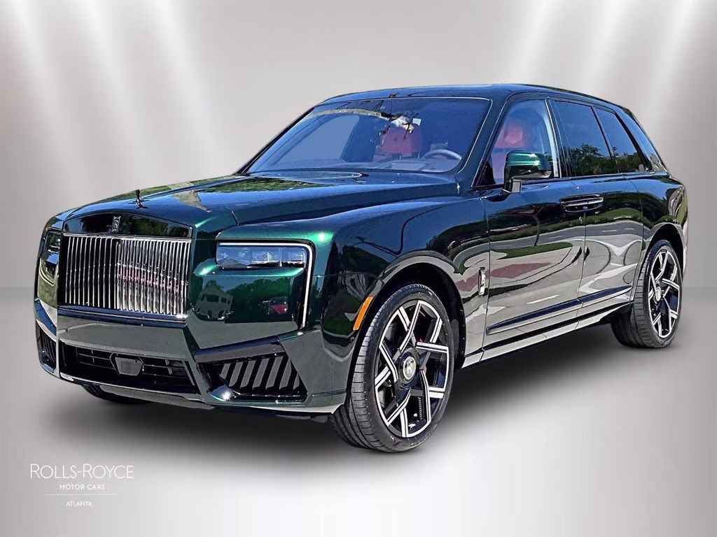 2027 Rolls-Royce Cullinan Black Badge's photo