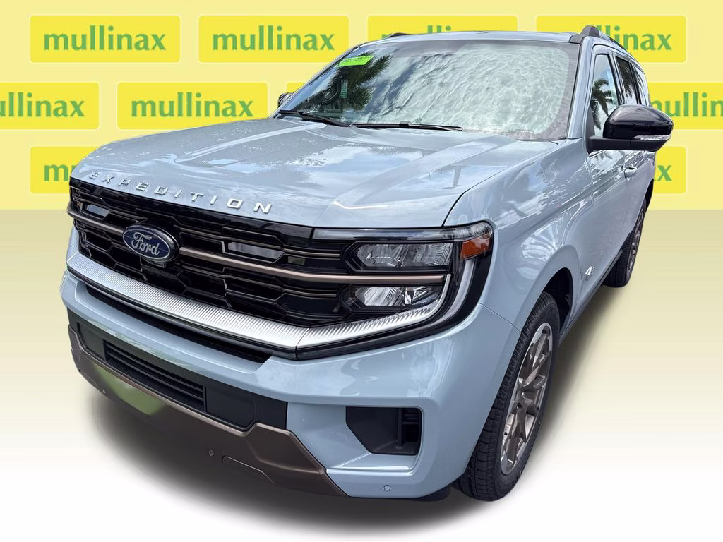 2026 Glacier Gray Metallic Tri-Coat Ford Expedition King Ranch 4X4 SUV