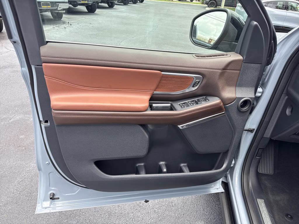 2026 Glacier Gray Metallic Tri-Coat Ford Expedition King Ranch 4X4 SUV