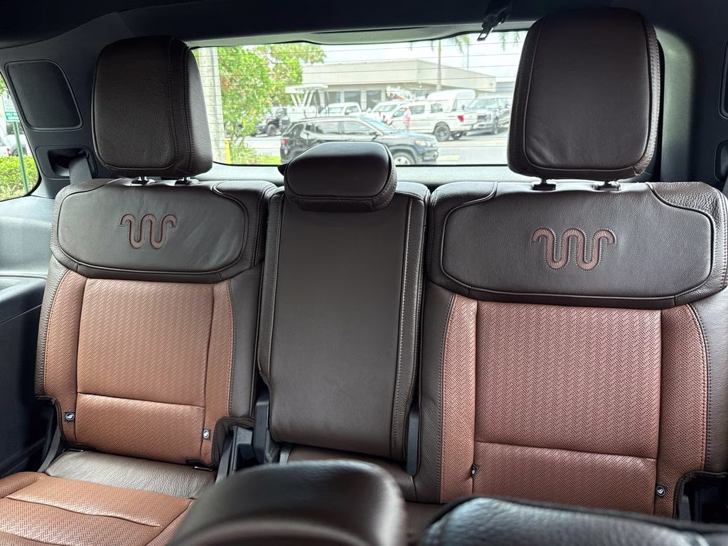 2026 Glacier Gray Metallic Tri-Coat Ford Expedition King Ranch 4X4 SUV
