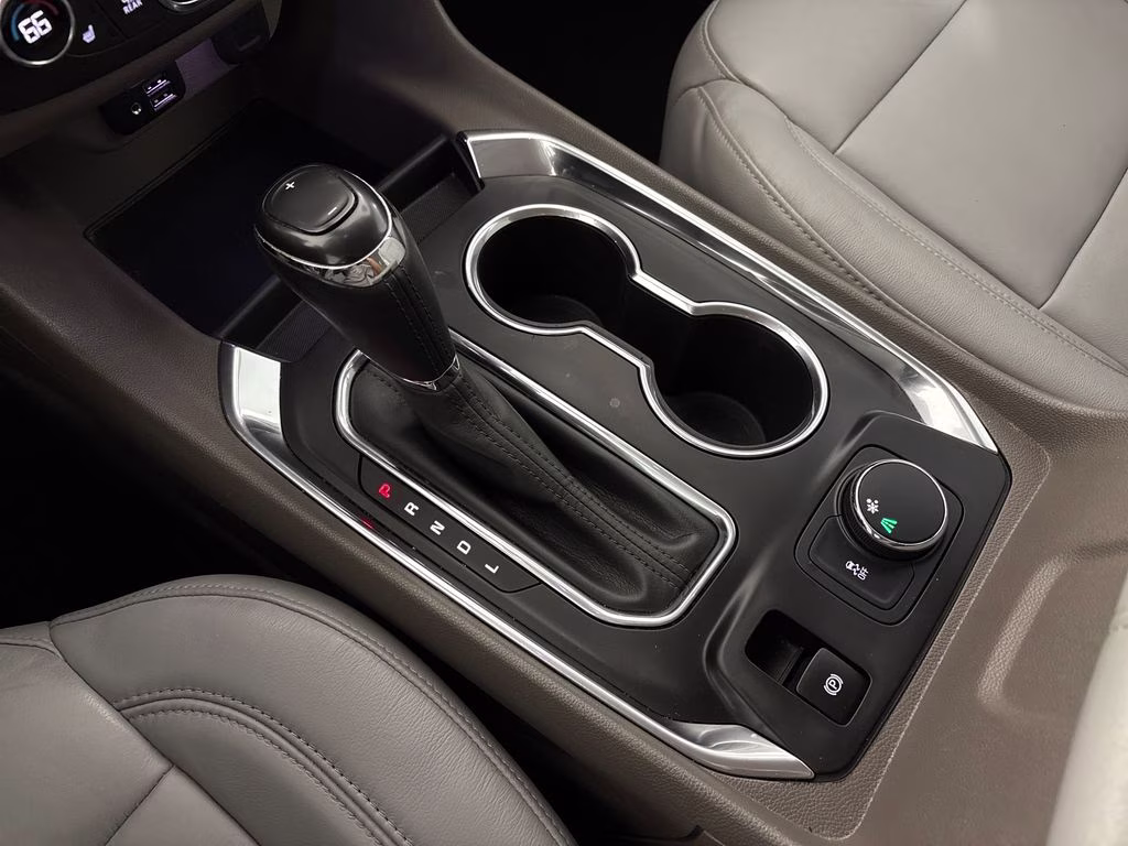 2020 Mosaic Black Metallic Chevrolet Traverse 3LT FWD SUV
