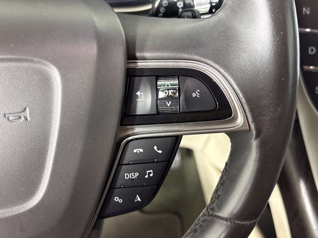 2019 Mocha Lincoln Nautilus Reserve FWD SUV