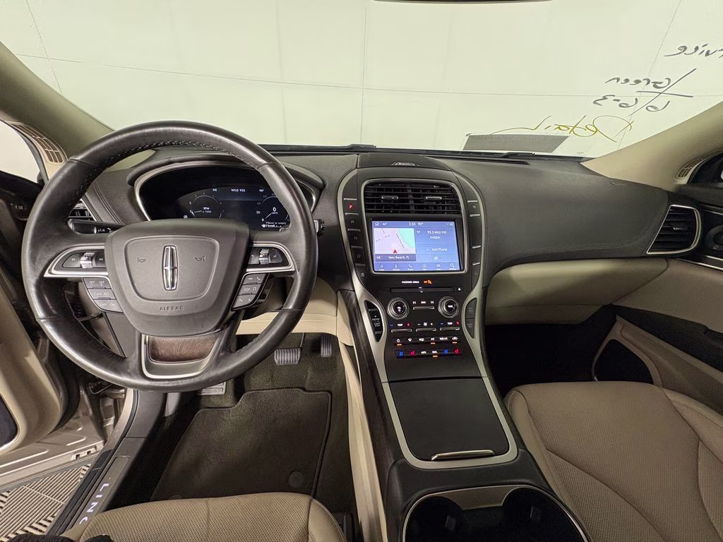 2019 Mocha Lincoln Nautilus Reserve FWD SUV