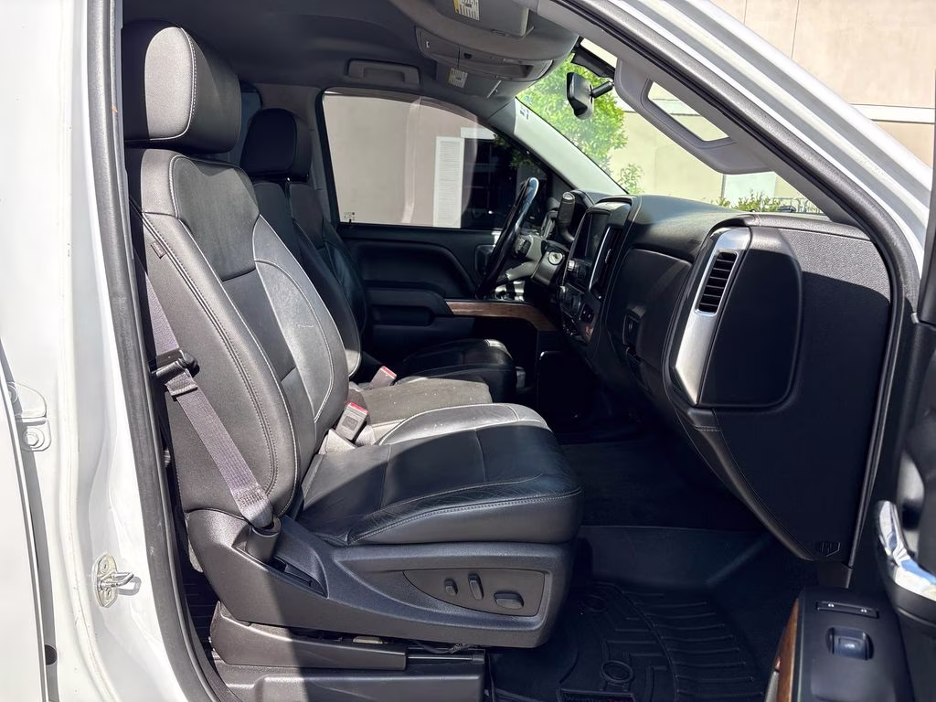 2018 Summit White Chevrolet Silverado 1500 LTZ 4X4 Truck