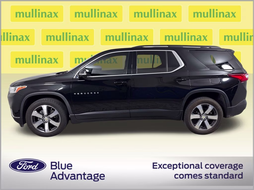 2020 Mosaic Black Metallic Chevrolet Traverse 3LT FWD SUV