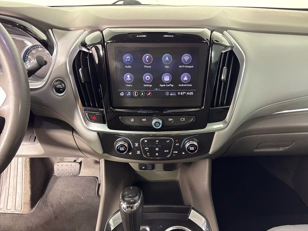 2020 Mosaic Black Metallic Chevrolet Traverse 3LT FWD SUV