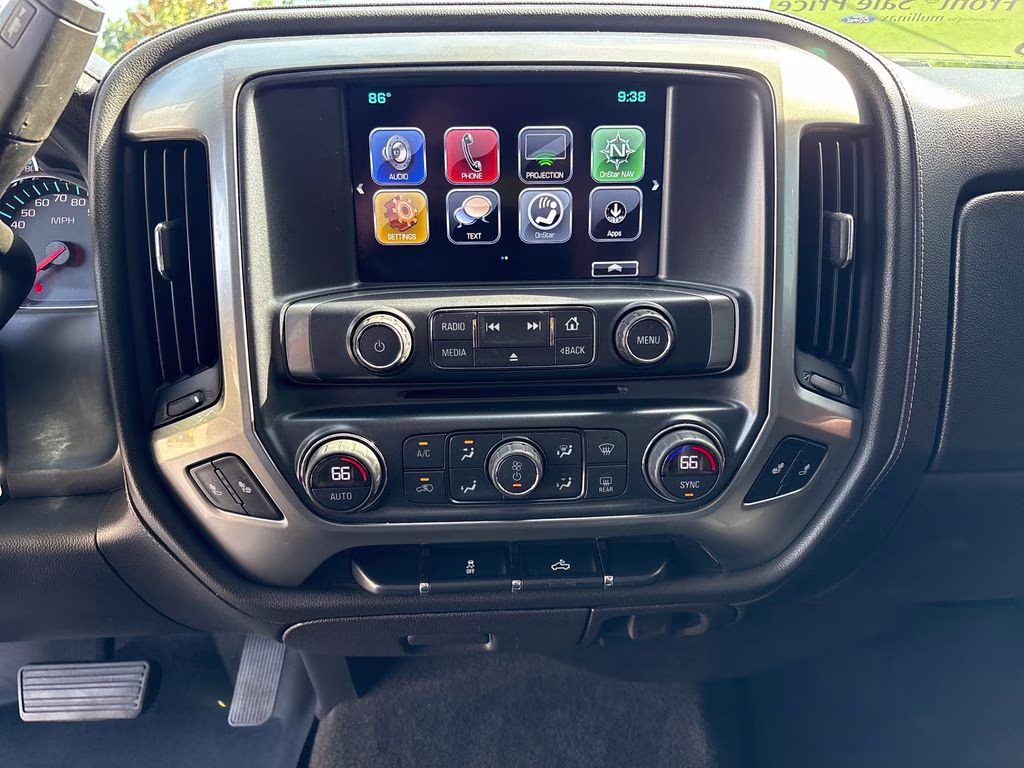 2018 Summit White Chevrolet Silverado 1500 LTZ 4X4 Truck