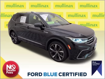 2022 Deep Black Pearl Volkswagen Tiguan 2.0T SEL R-Line AWD SUV
