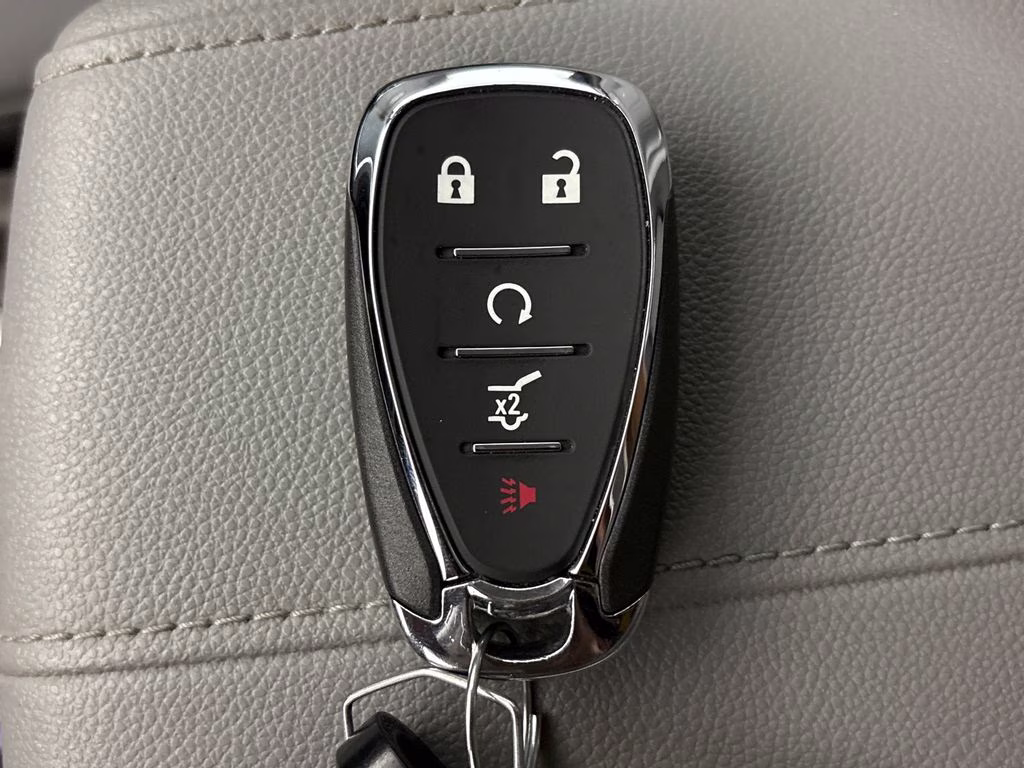 2020 Mosaic Black Metallic Chevrolet Traverse 3LT FWD SUV