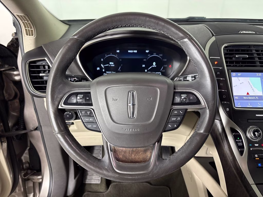 2019 Mocha Lincoln Nautilus Reserve FWD SUV