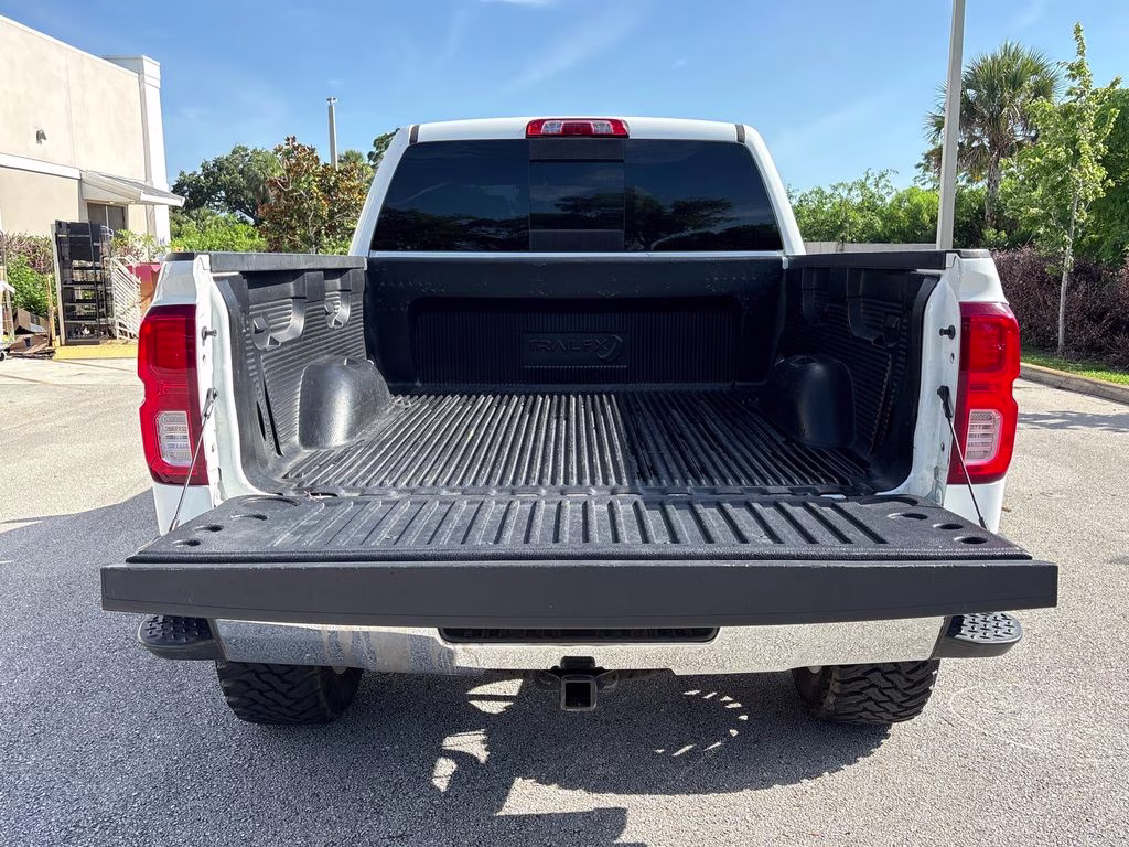 2018 Summit White Chevrolet Silverado 1500 LTZ 4X4 Truck