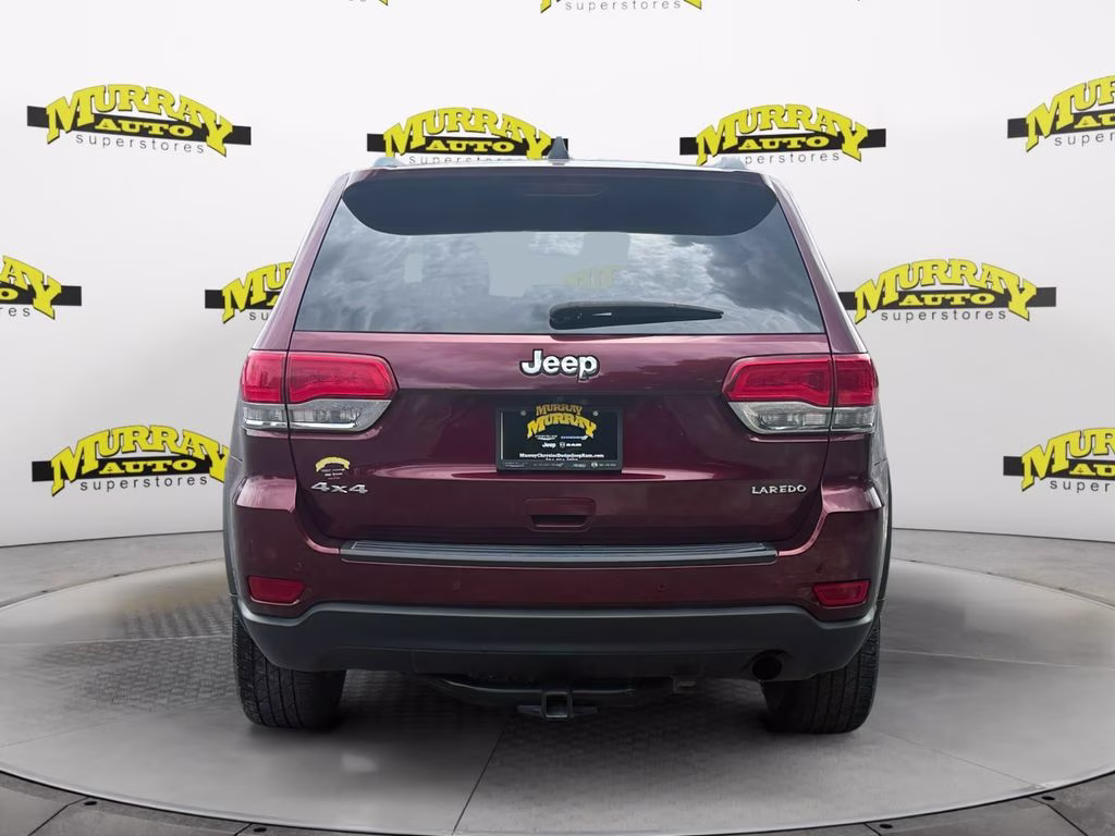 2018 Velvet Red Pearlcoat Jeep Grand Cherokee Laredo E 4X4 SUV