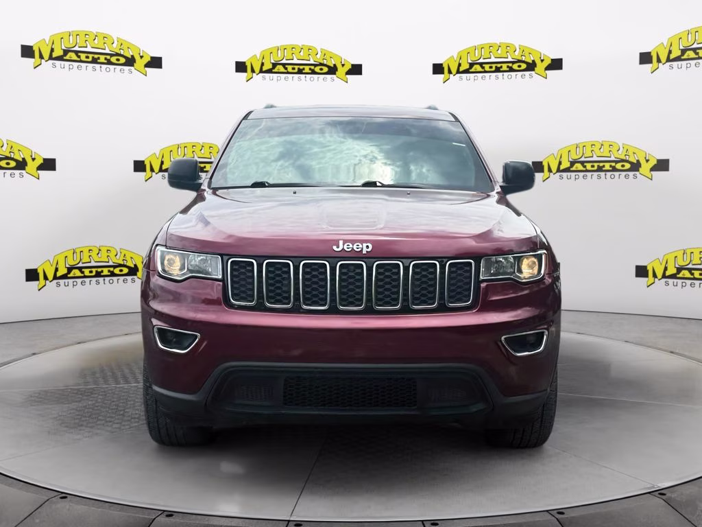 2018 Velvet Red Pearlcoat Jeep Grand Cherokee Laredo E 4X4 SUV