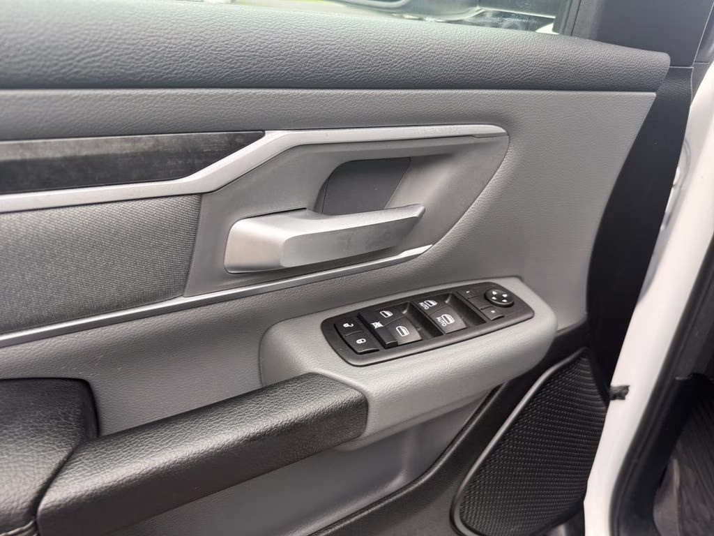 2020 Bright White Clearcoat Ram 1500 Big Horn/Lone Star 4X4 Truck