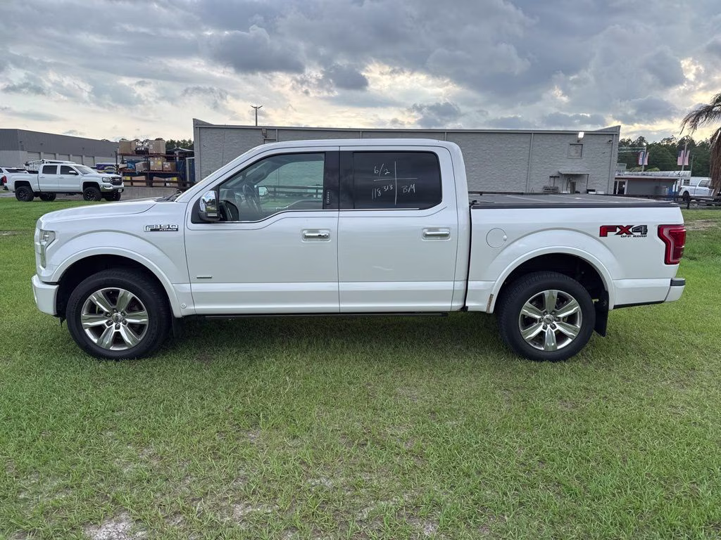 2016 White Platinum Clearcoat Metallic Ford F-150 Platinum 4X4 Truck